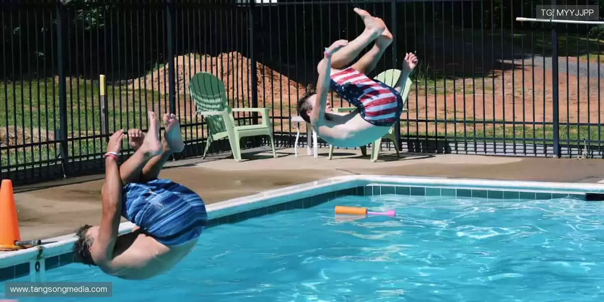 周边潮品,让热爱触手可及!🎯💥